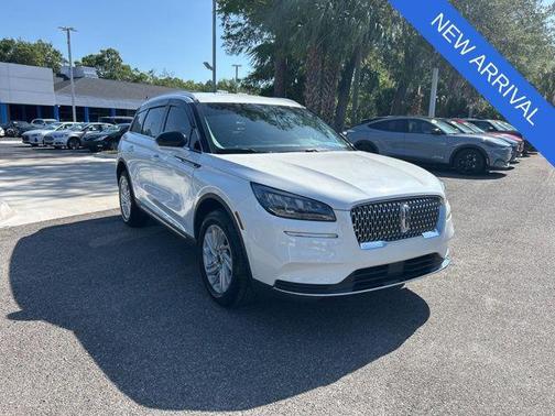 Pristine White Metallic Tri-Coat 2022 Lincoln Corsair Standard
