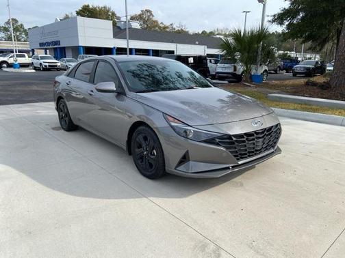 2023 Hyundai ELANTRA HEV Blue