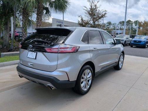 Silver Metallic 2024 Ford Edge Titanium