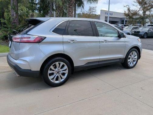 Silver Metallic 2024 Ford Edge Titanium
