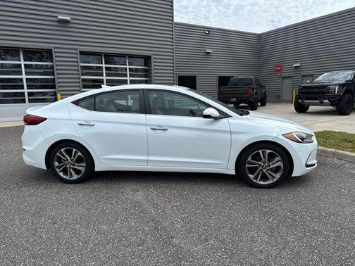 Quartz White Pearl 2017 Hyundai ELANTRA Limited