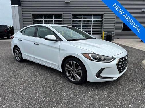 Quartz White Pearl 2017 Hyundai ELANTRA Limited