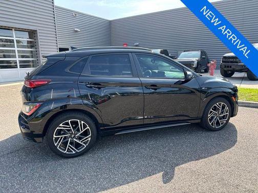 Abyss Black Pearl 2023 Hyundai KONA N Line