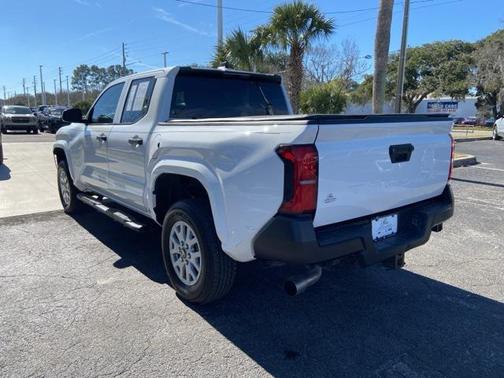 2024 Toyota Tacoma SR