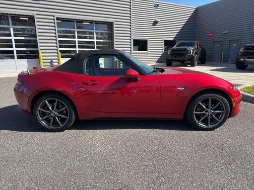 2016 Mazda MX-5 Miata Grand Touring