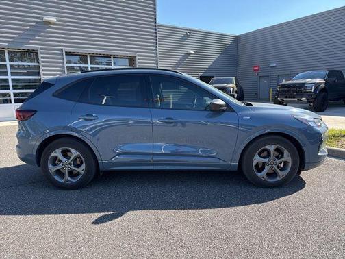 Vapor Blue Metallic 2023 Ford Escape ST-Line