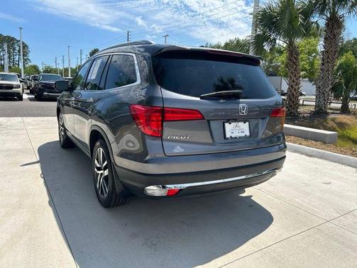 Modern Steel Metallic 2016 Honda Pilot Touring