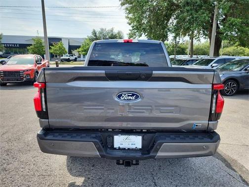 2025 Ford F-150 Lightning XLT