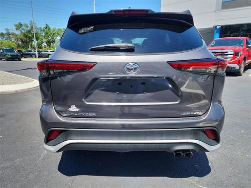 2023 Toyota Highlander XSE