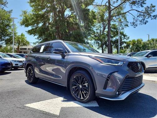 2023 Toyota Highlander XSE