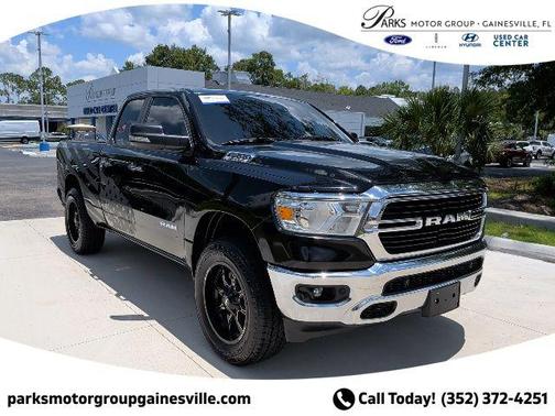 Diamond Black Crystal Pearlcoat 2020 RAM 1500 Big Horn/Lone Star