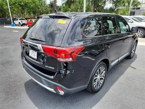 2018 Mitsubishi Outlander ES