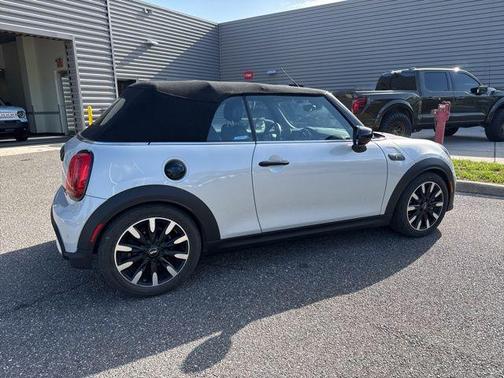 White Silver Metallic 2023 MINI Convertible Cooper S