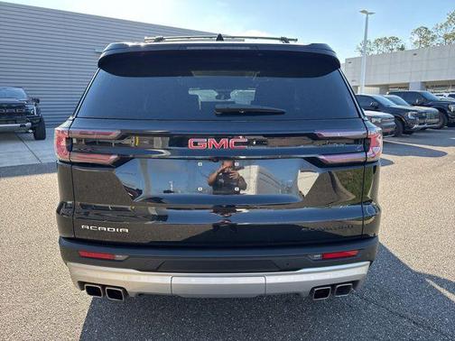 2024 GMC Acadia FWD Elevation