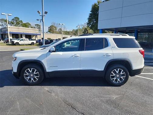 2023 GMC Acadia AWD SLT