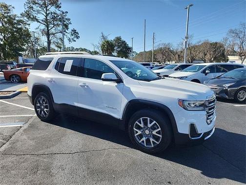 2023 GMC Acadia AWD SLT