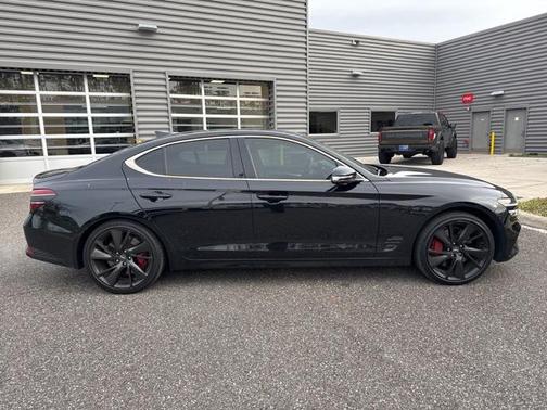 2022 Genesis G70 3.3T AWD