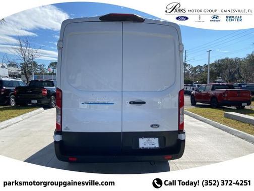 2022 Ford E-Transit T-350 Medium Roof