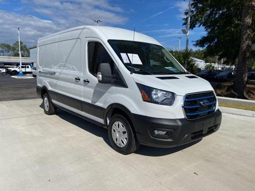 2022 Ford E-Transit T-350 Medium Roof
