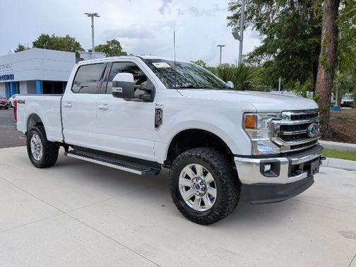 Oxford White 2021 Ford F-250 Lariat