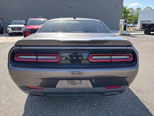 2015 Dodge Challenger SXT Plus