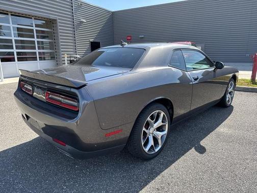 2015 Dodge Challenger SXT Plus