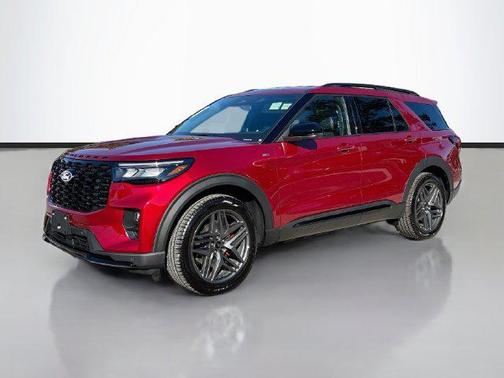 Ruby Red Metallic Tinted Clearcoat 2027 Ford Explorer ST-Line