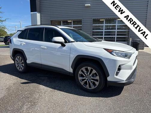 2019 Toyota RAV4 XLE Premium