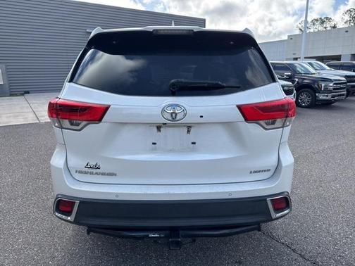 2017 Toyota Highlander Limited