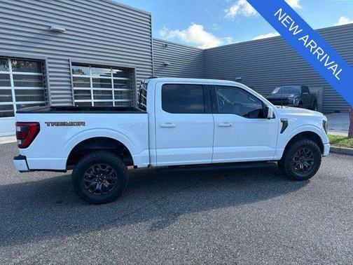 Oxford White 2022 Ford F-150 Tremor