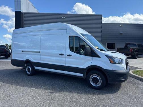 Oxford White 2023 Ford Transit-250 Base