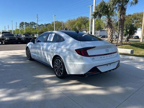 2020 Hyundai SONATA Limited
