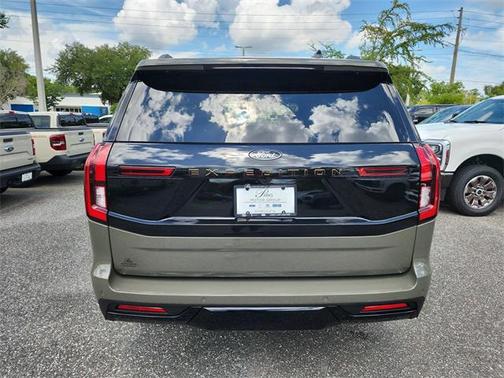 2025 Ford Expedition Tremor
