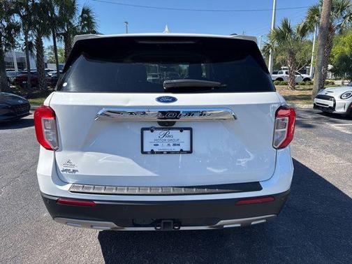 Star White Metallic Tri-Coat 2021 Ford Explorer XLT