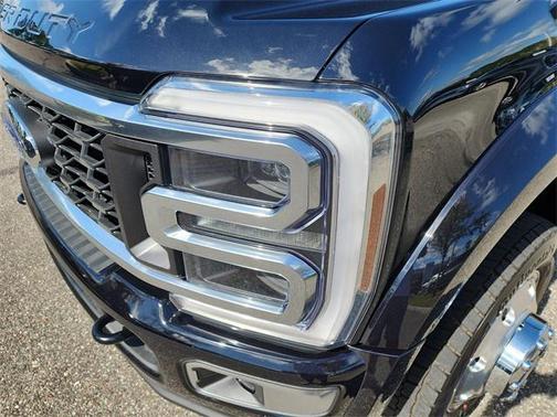 2025 Ford F-450 Platinum