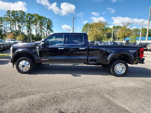 2025 Ford F-450 Platinum