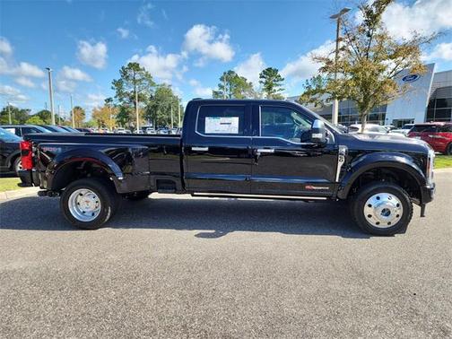 2025 Ford F-450 Platinum