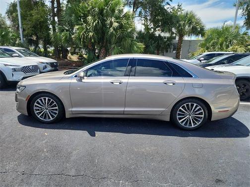 2020 Lincoln MKZ Standard