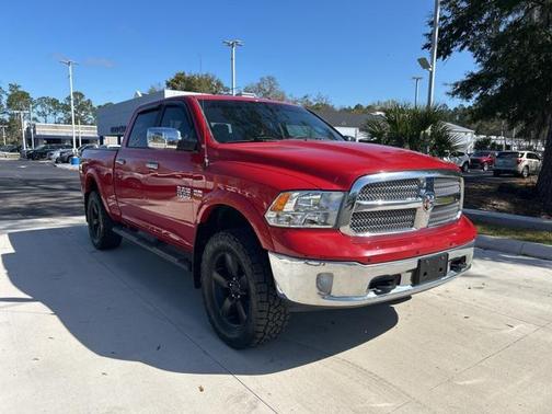 2018 RAM 1500 SLT