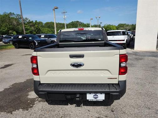 Terrain 2024 Ford Maverick Lariat