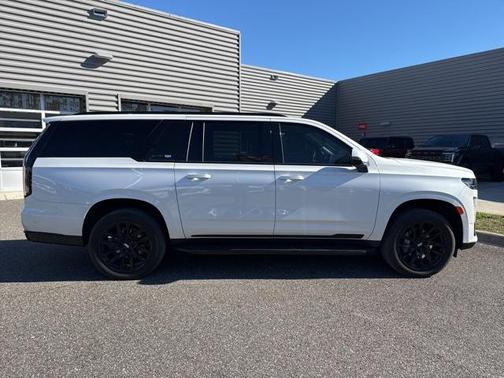 2021 Cadillac Escalade ESV Sport Platinum