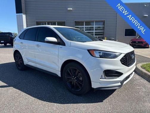 Star White Metallic Tri-Coat 2021 Ford Edge ST Line