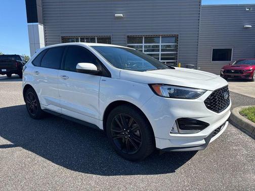 Star White Metallic Tri-Coat 2021 Ford Edge ST Line