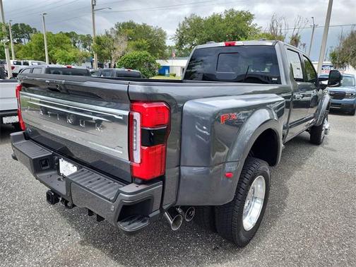 2025 Ford F-450 Platinum