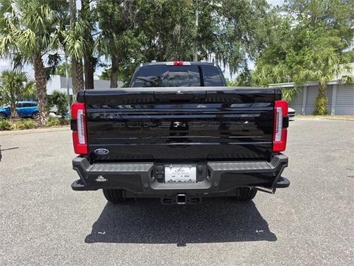 2025 Ford F-350 Platinum