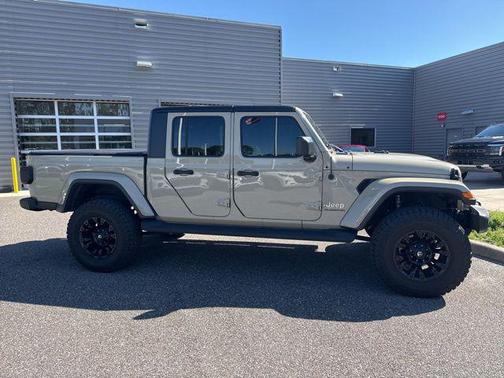 Gobi Clearcoat 2020 Jeep Gladiator Overland