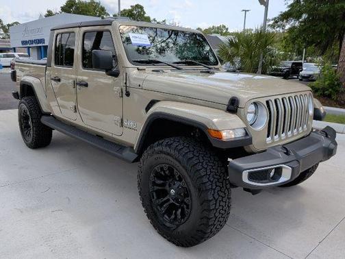 Gobi Clearcoat 2020 Jeep Gladiator Overland