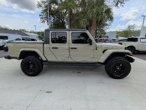 Gobi Clearcoat 2020 Jeep Gladiator Overland