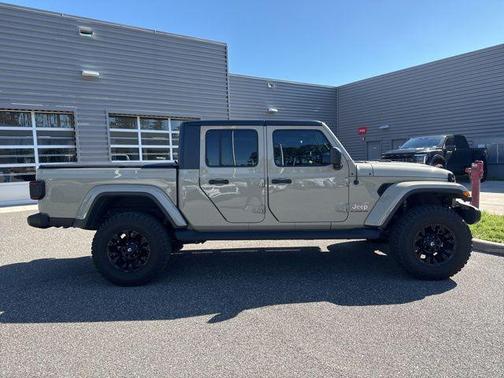 Gobi Clearcoat 2020 Jeep Gladiator Overland