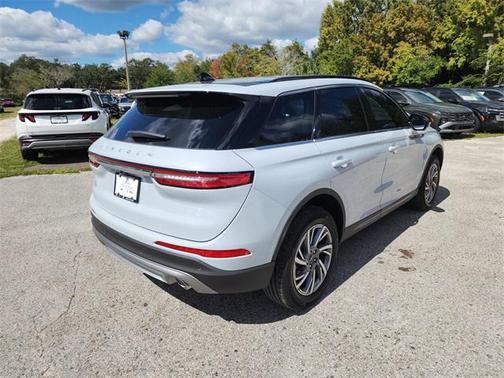 2026 Lincoln Corsair Premiere